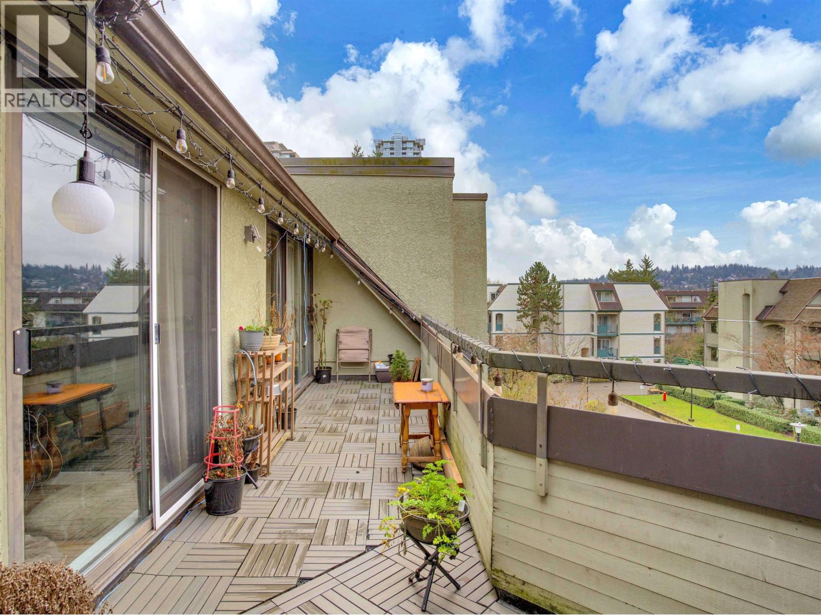 417 1210 Pacific Street Property Photo 11