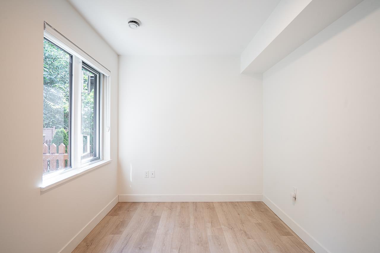 7 1959 165a Street Property Photo 25