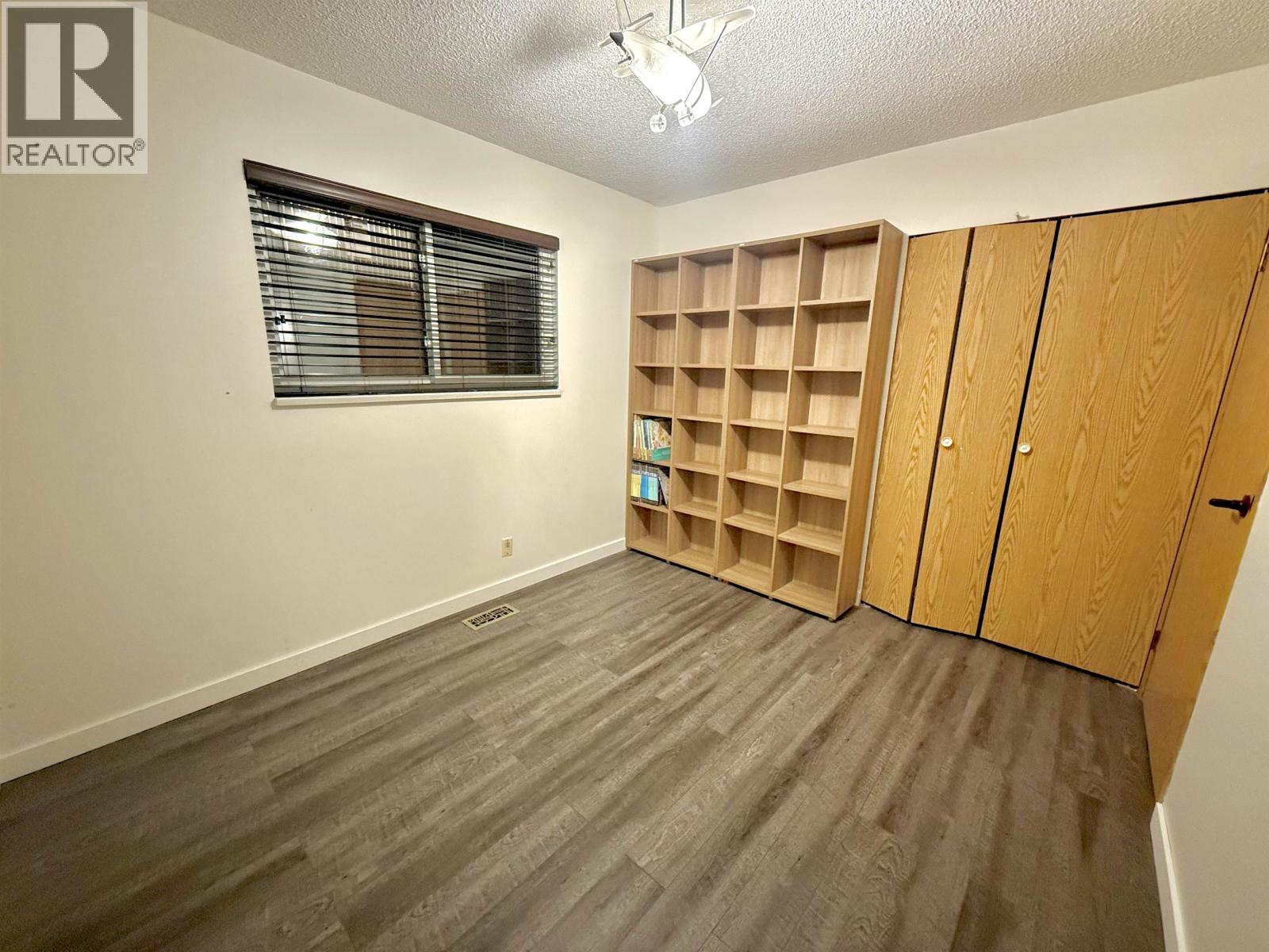 Up 2217 Hillside Avenue Property Photo 9