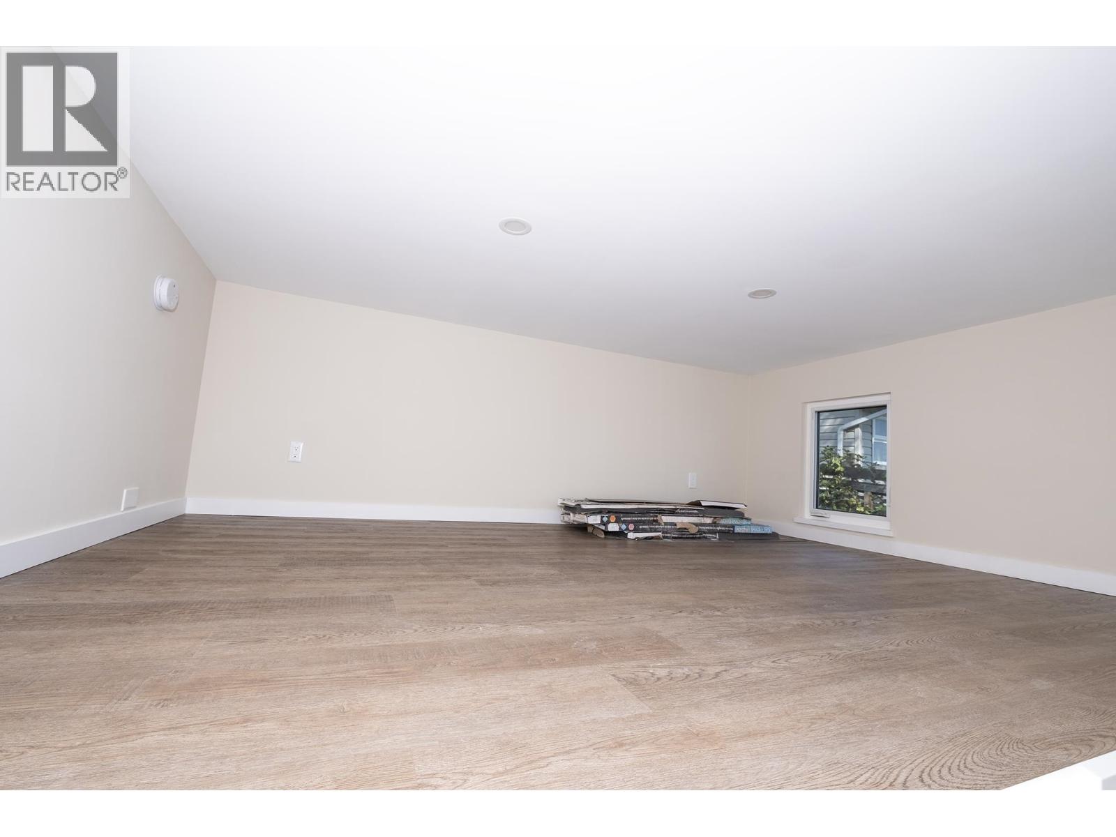 5977 Shoal Way Property Photo 20