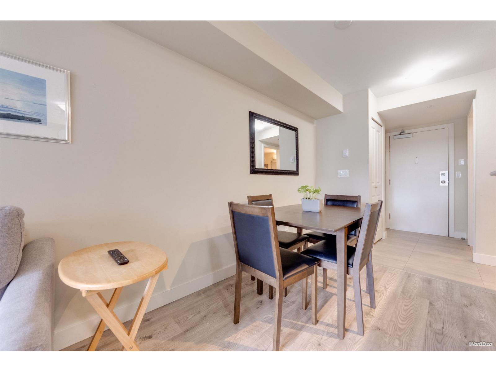 329 10838 City Parkway Property Photo 5