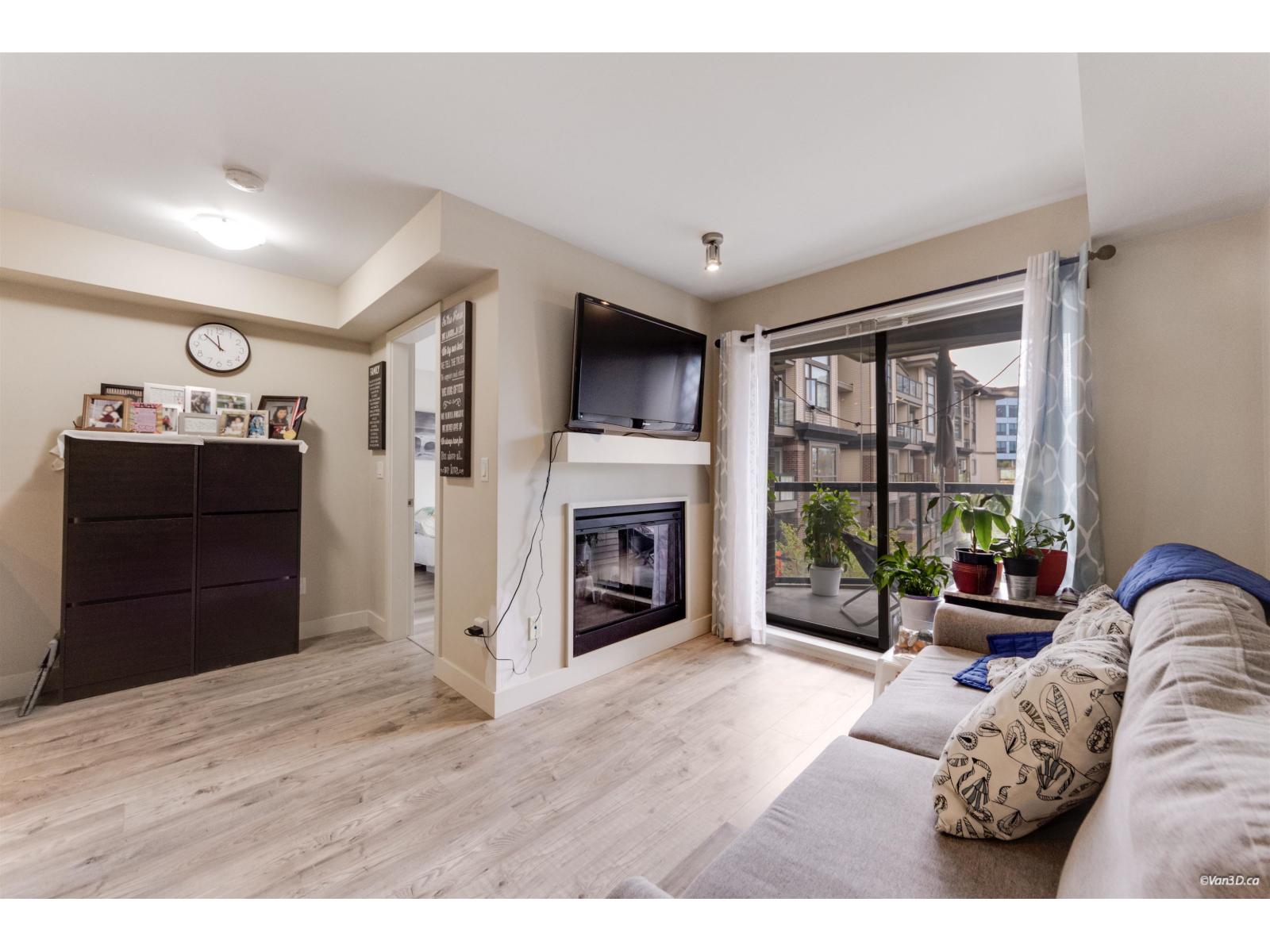 329 10838 City Parkway Property Photo 7