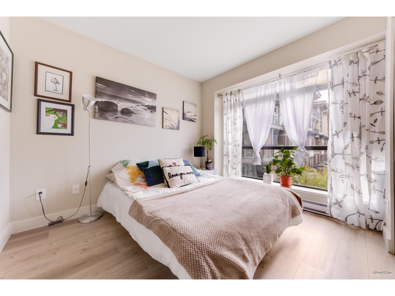 329 10838 City Parkway Property Photo 12