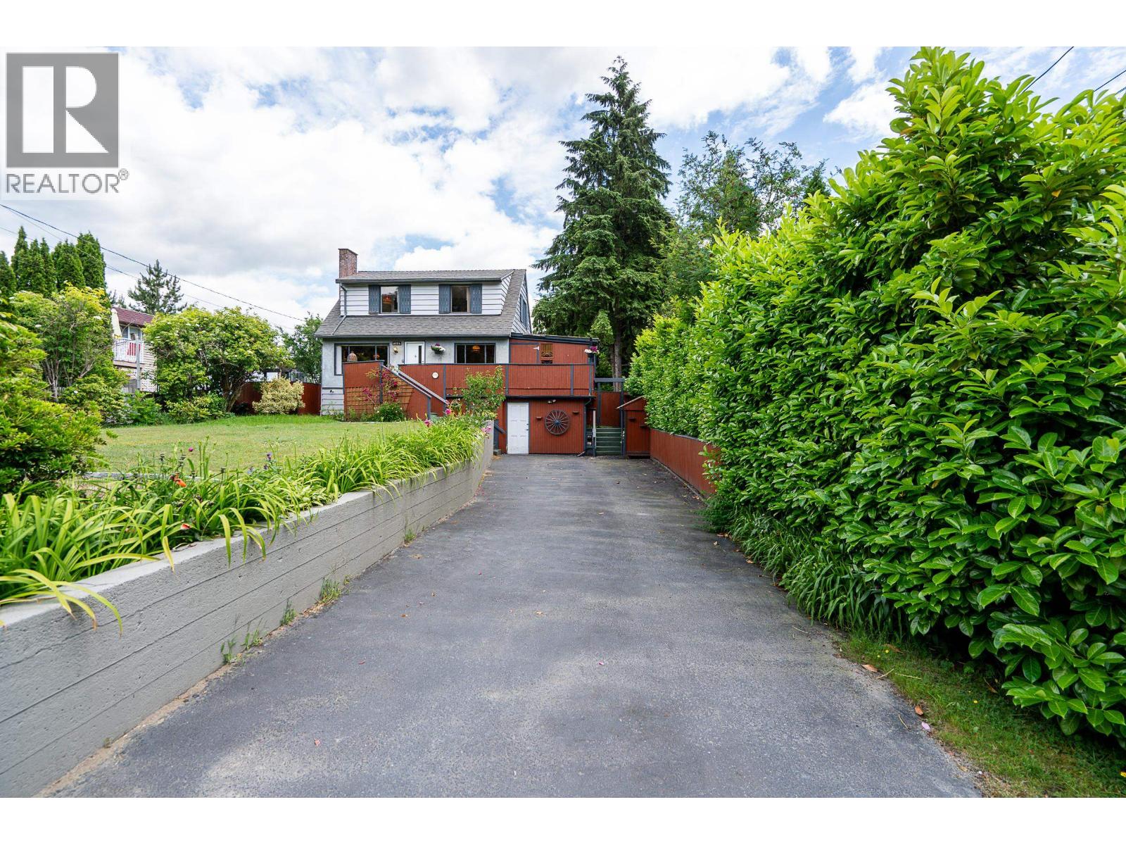 3554 Hastings Street Property Photo 1