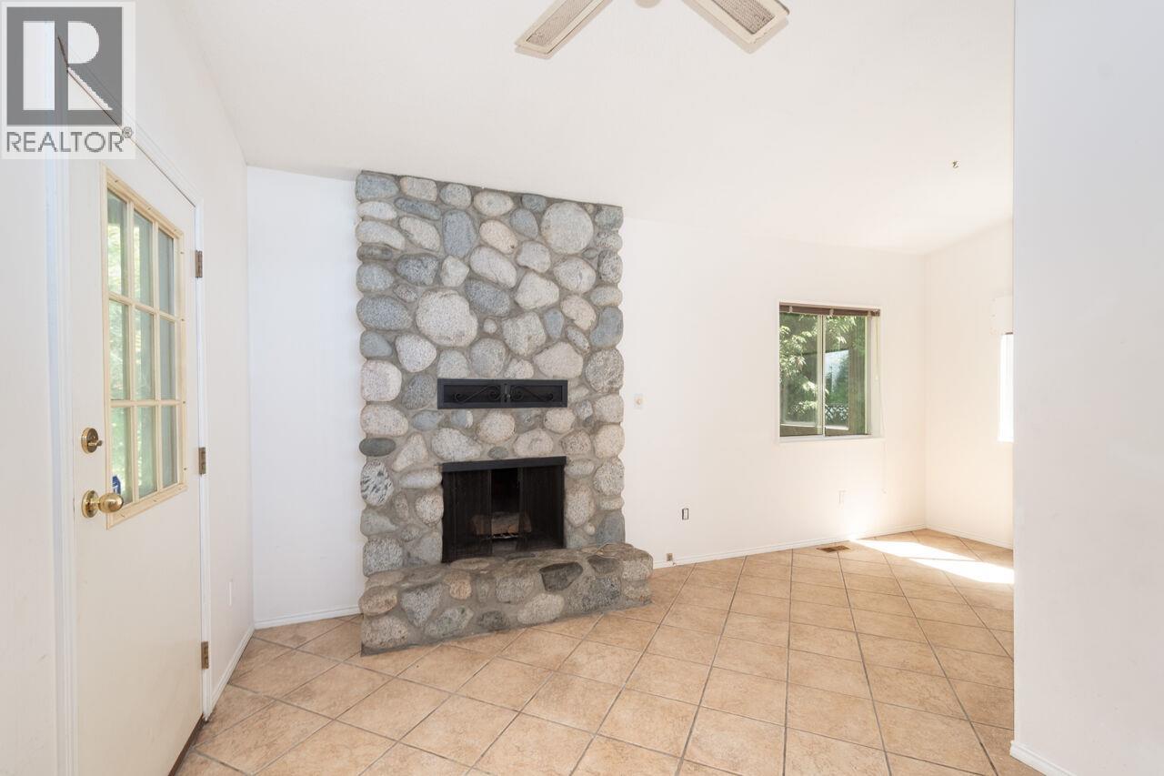1241 Nepal Crescent Property Photo 11