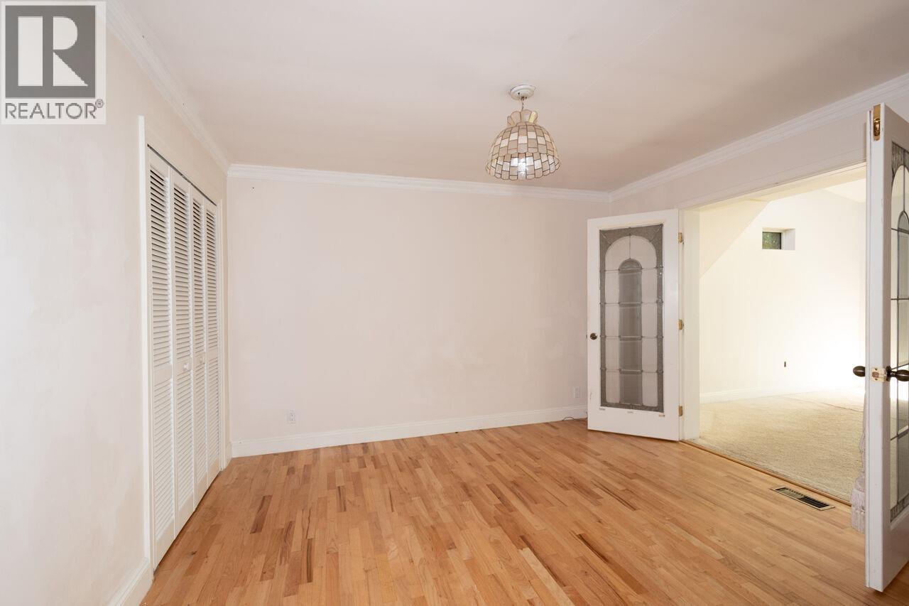 1241 Nepal Crescent Property Photo 15