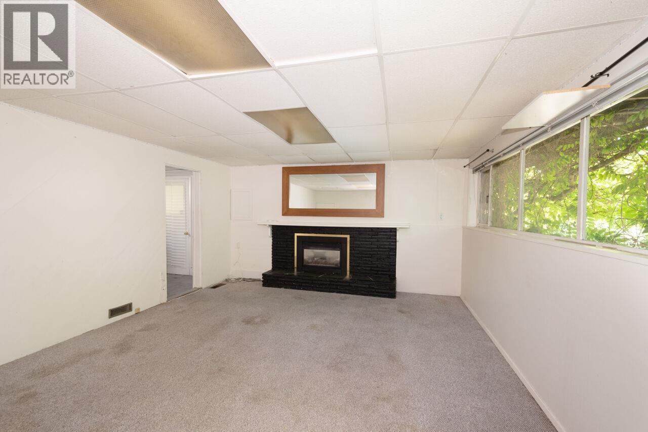 1241 Nepal Crescent Property Photo 24