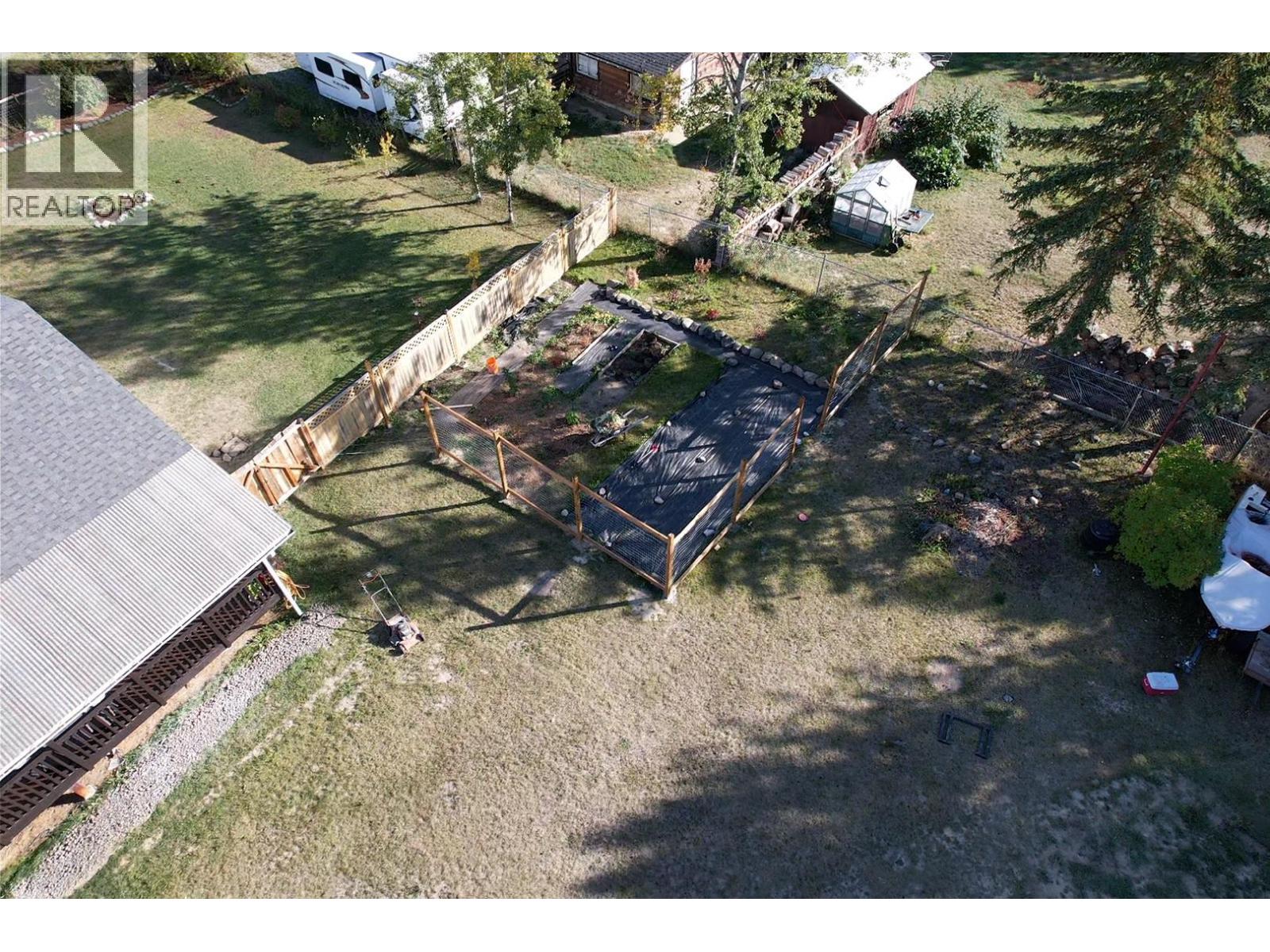 6494 Grey Crescent Property Photo 23
