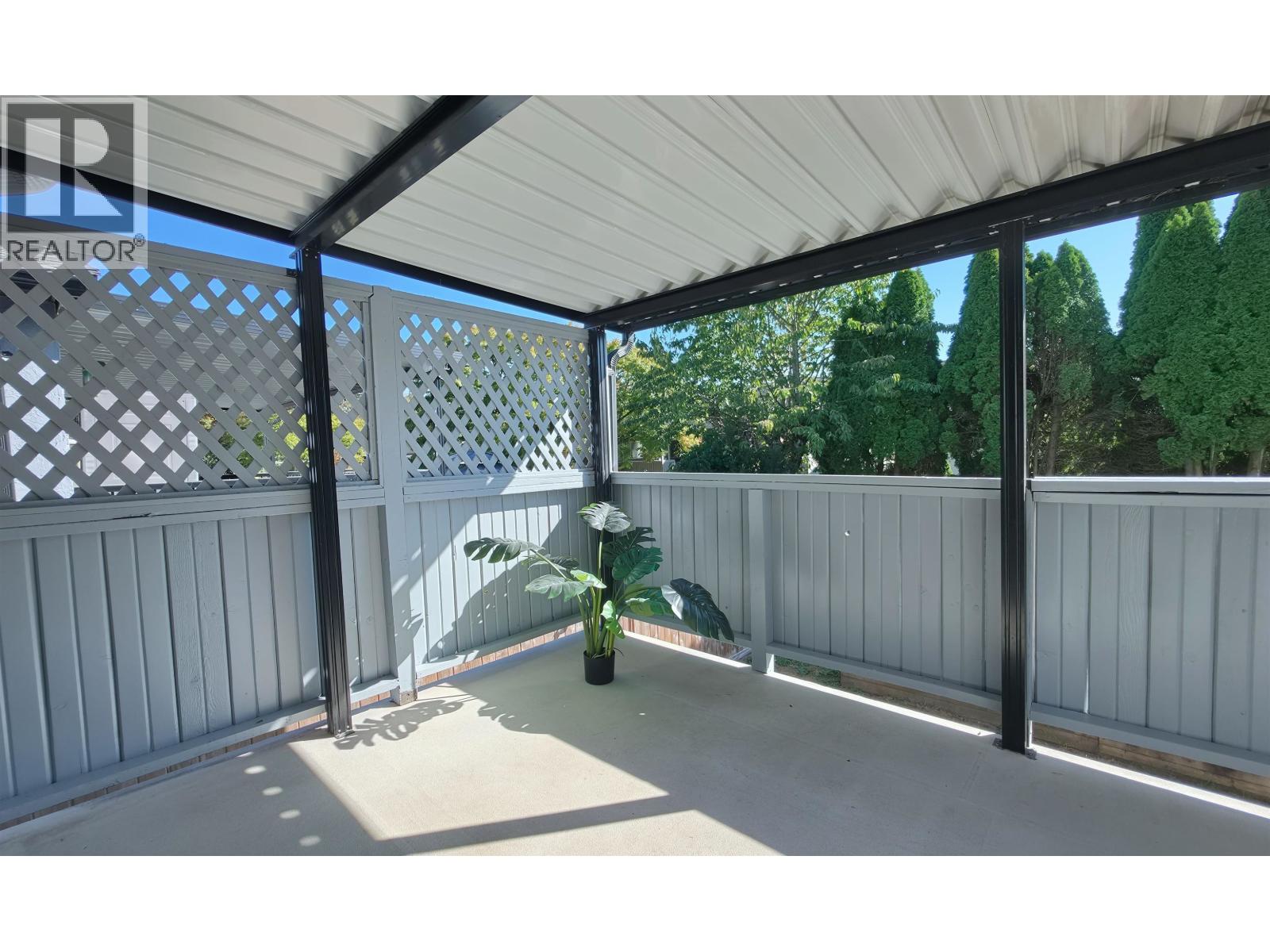 3220 Harwood Avenue Property Photo 9