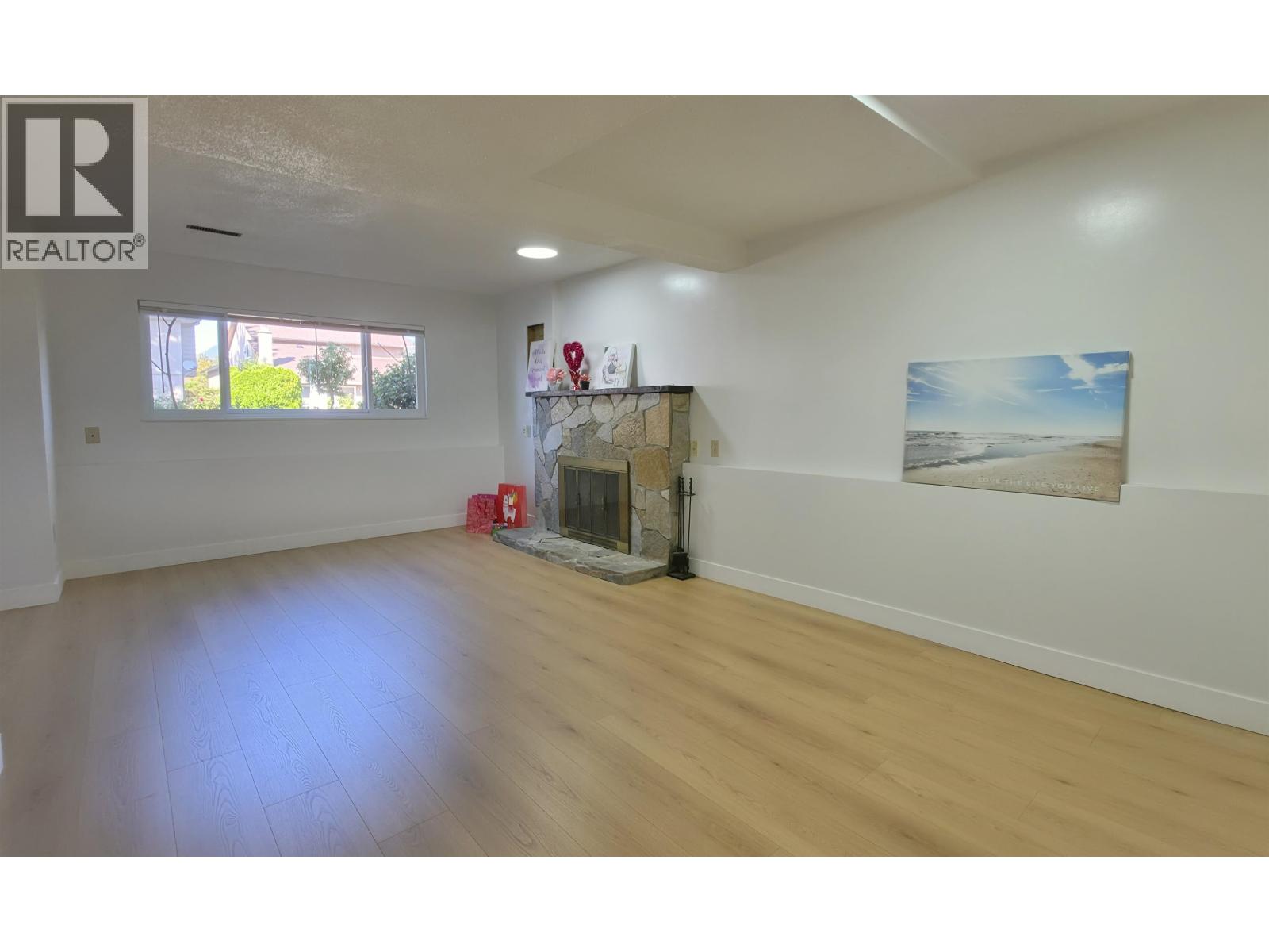 3220 Harwood Avenue Property Photo 12