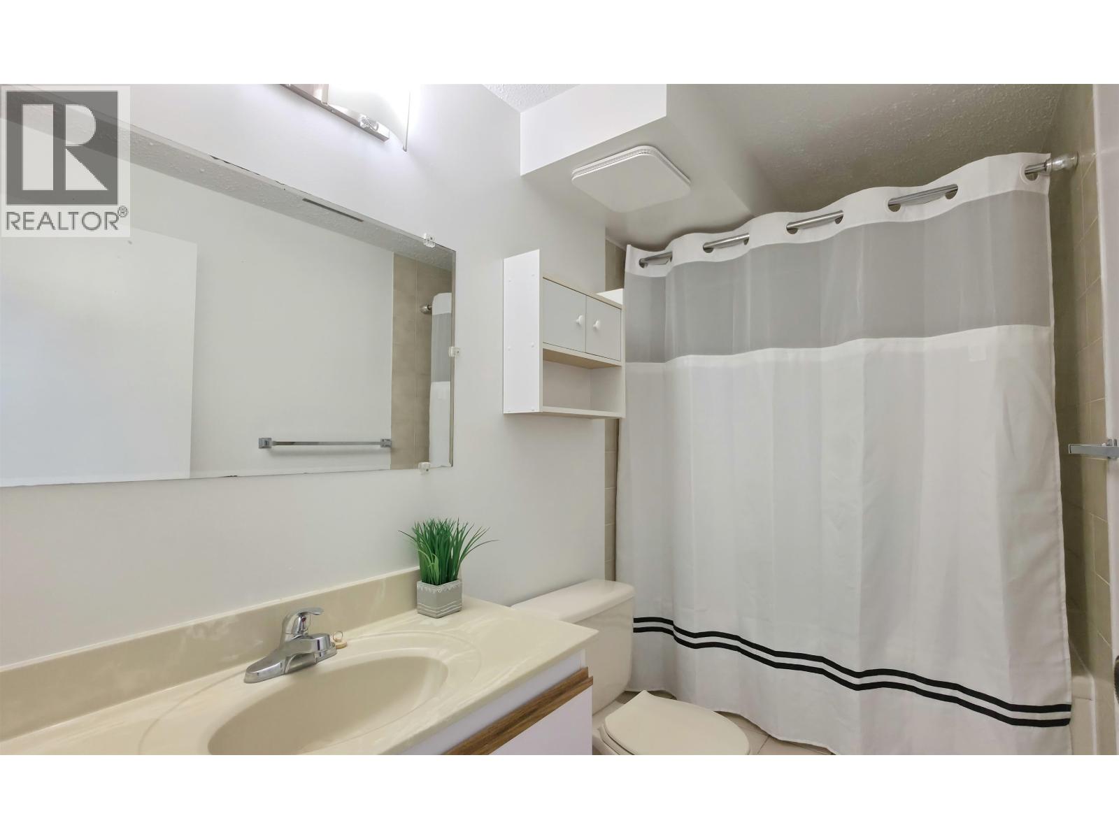 3220 Harwood Avenue Property Photo 13