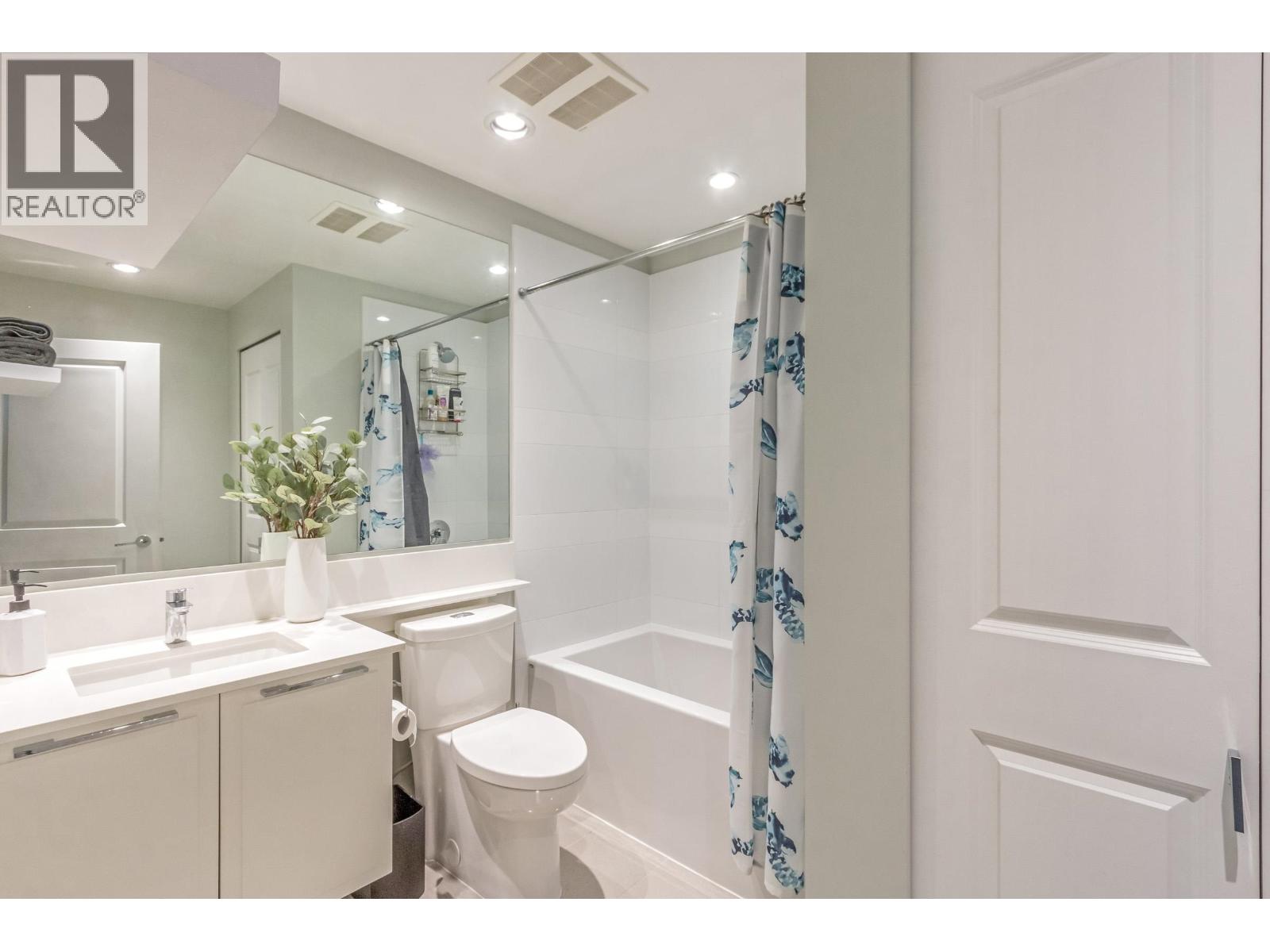 308 3188 Riverwalk Avenue Property Photo 23