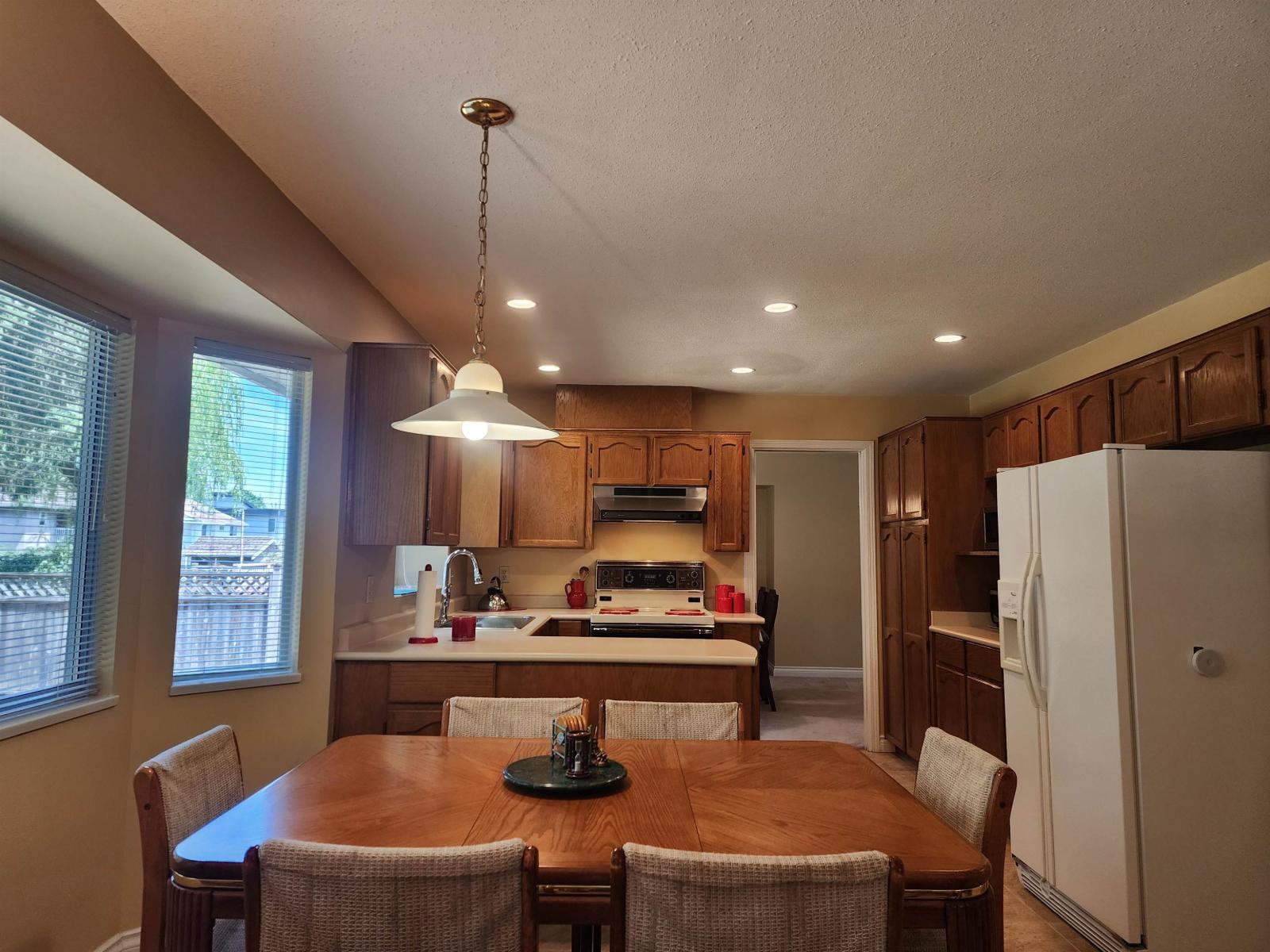 15499 91a Avenue Property Photo 7