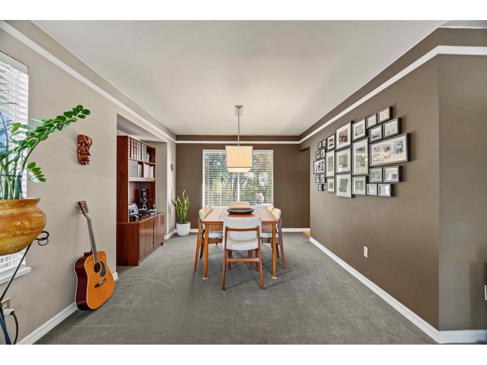 8832 143 Street Property Photo 9
