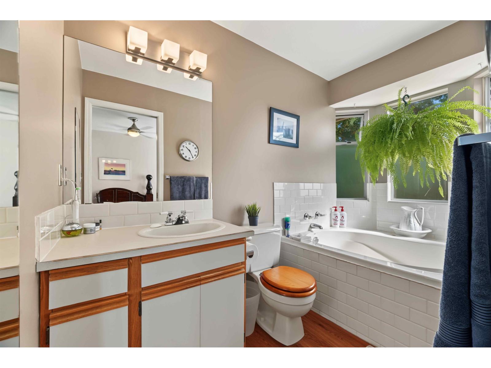 8832 143 Street Property Photo 26