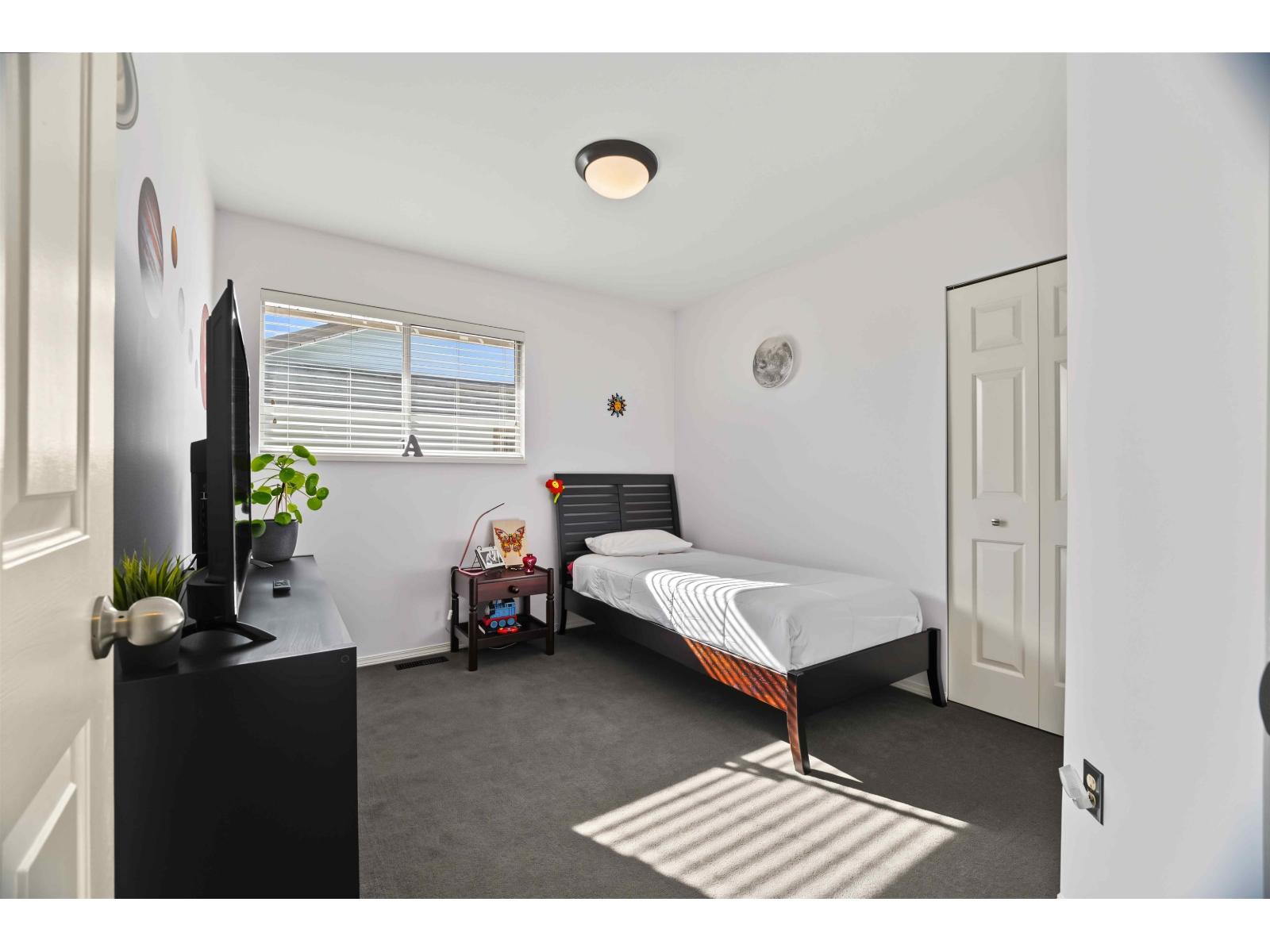 8832 143 Street Property Photo 28