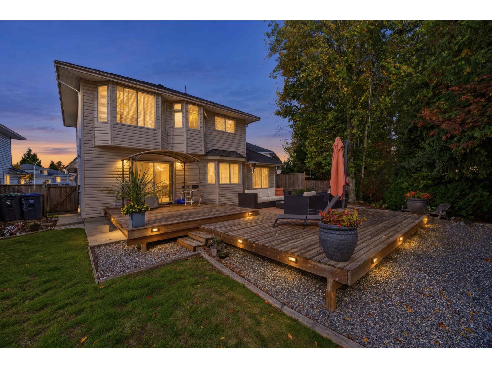 8832 143 Street Property Photo 32