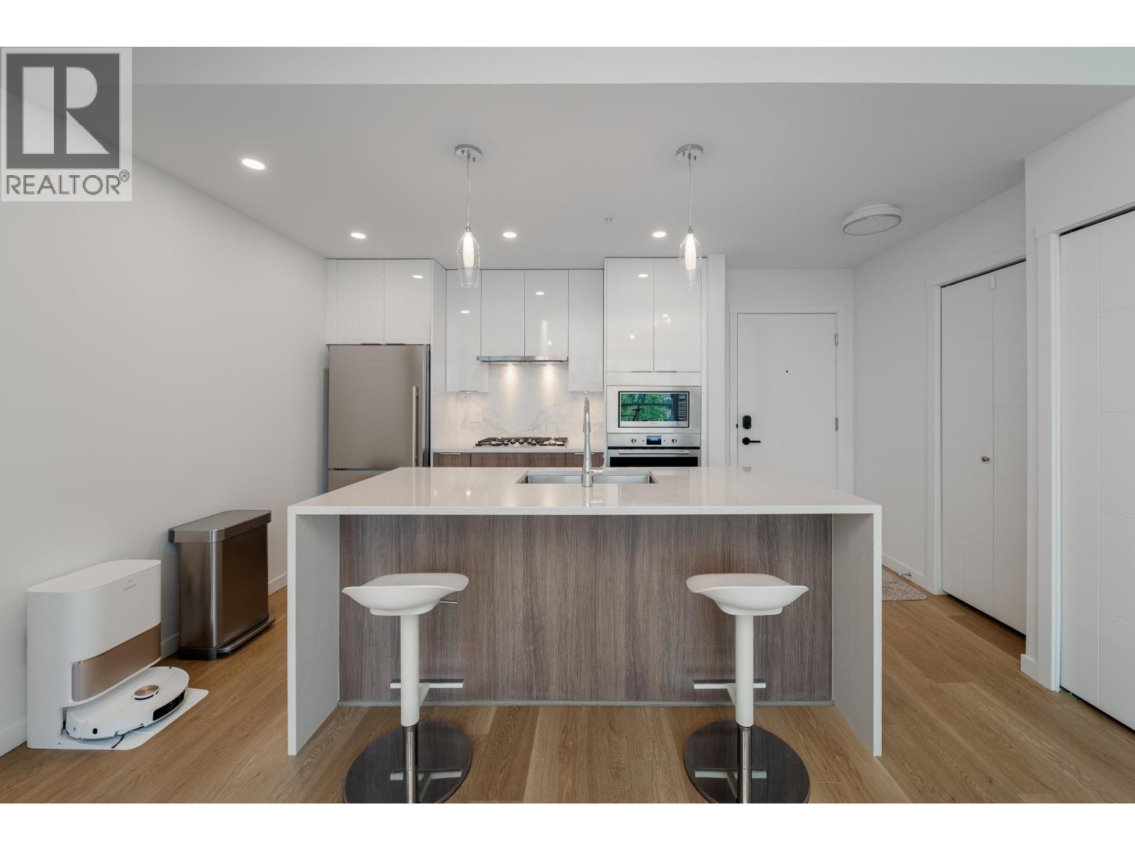 413 11641 227 STREET Property Photo 1