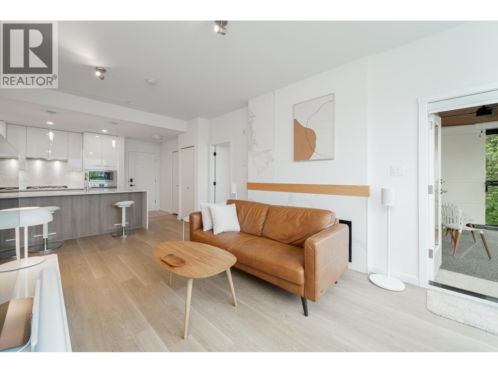413 11641 227 Street Property Photo 8