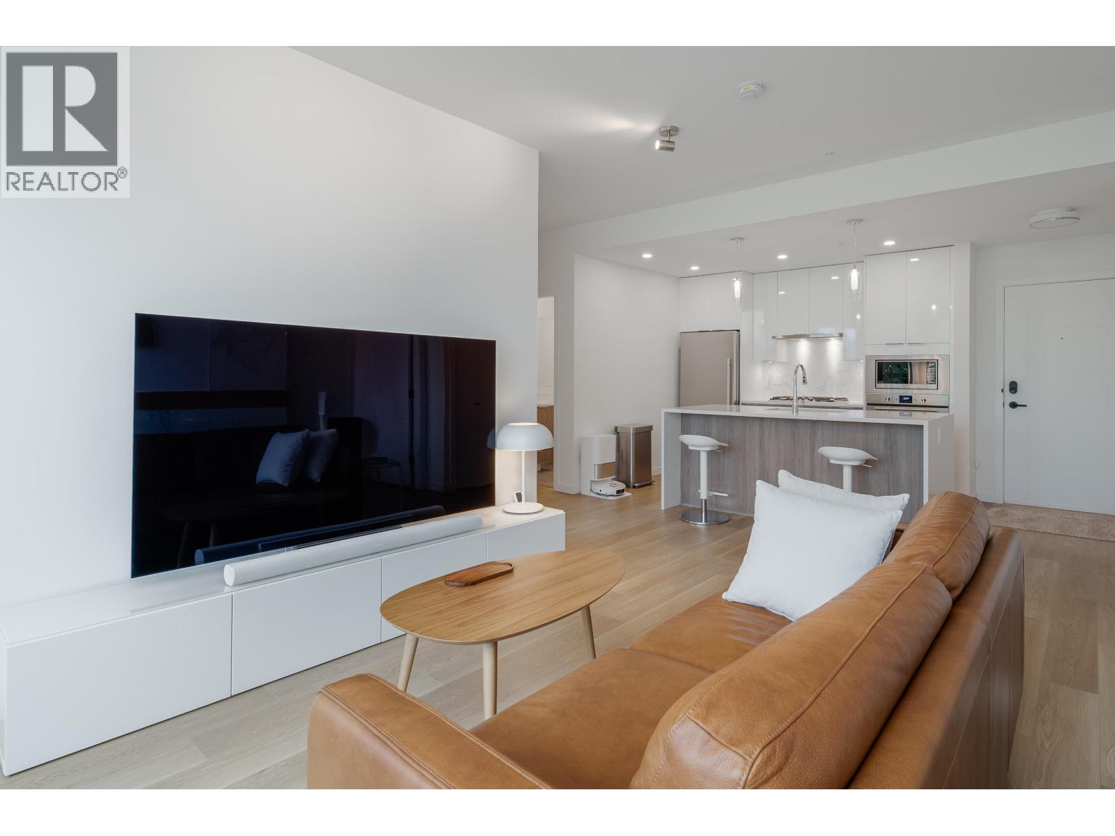 413 11641 227 Street Property Photo 10