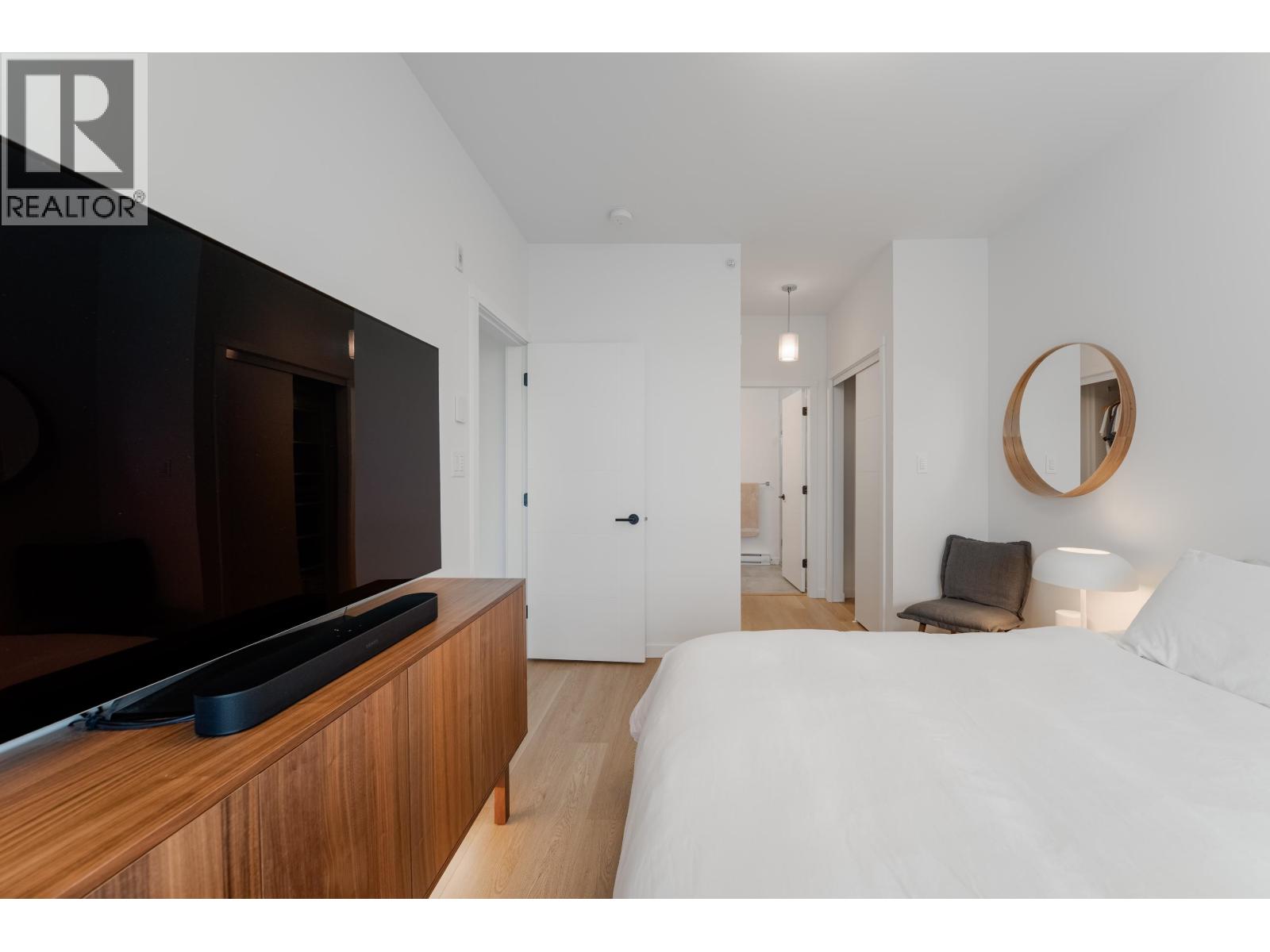 413 11641 227 Street Property Photo 13