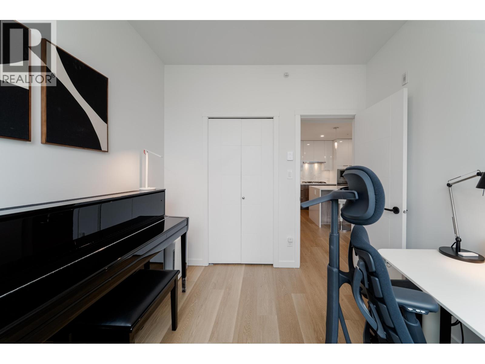 413 11641 227 Street Property Photo 22