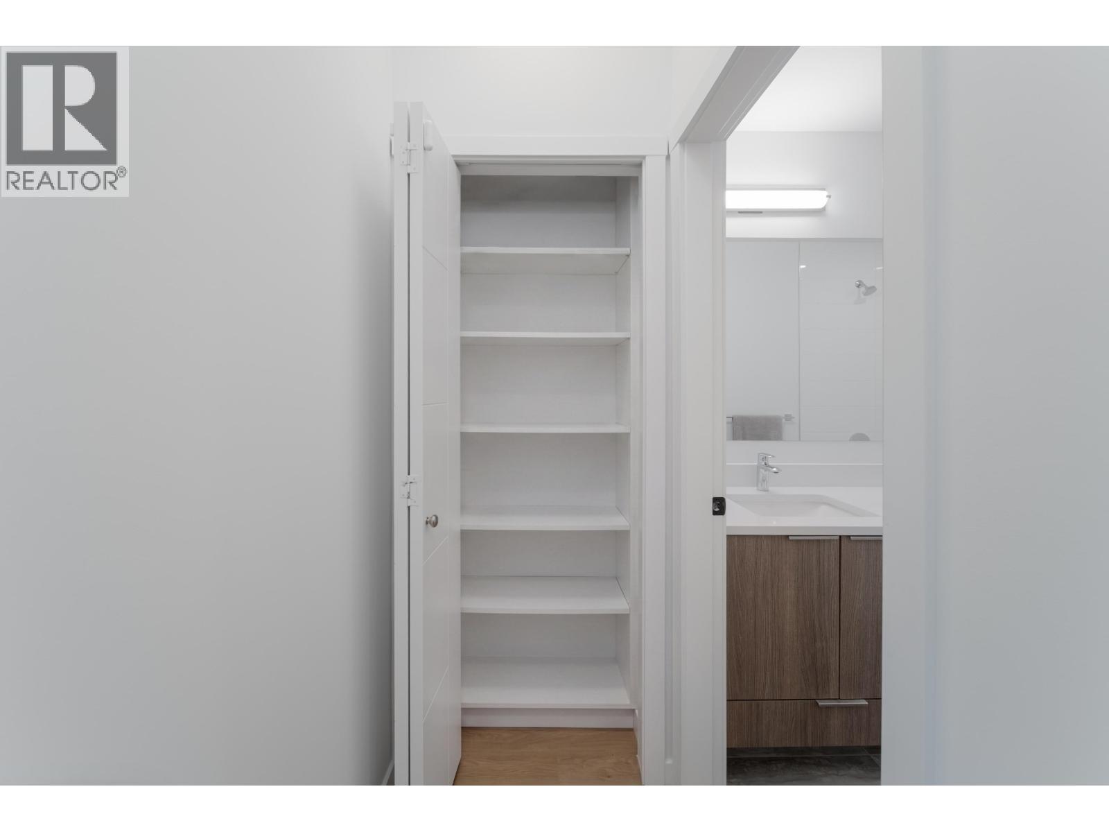 413 11641 227 Street Property Photo 26