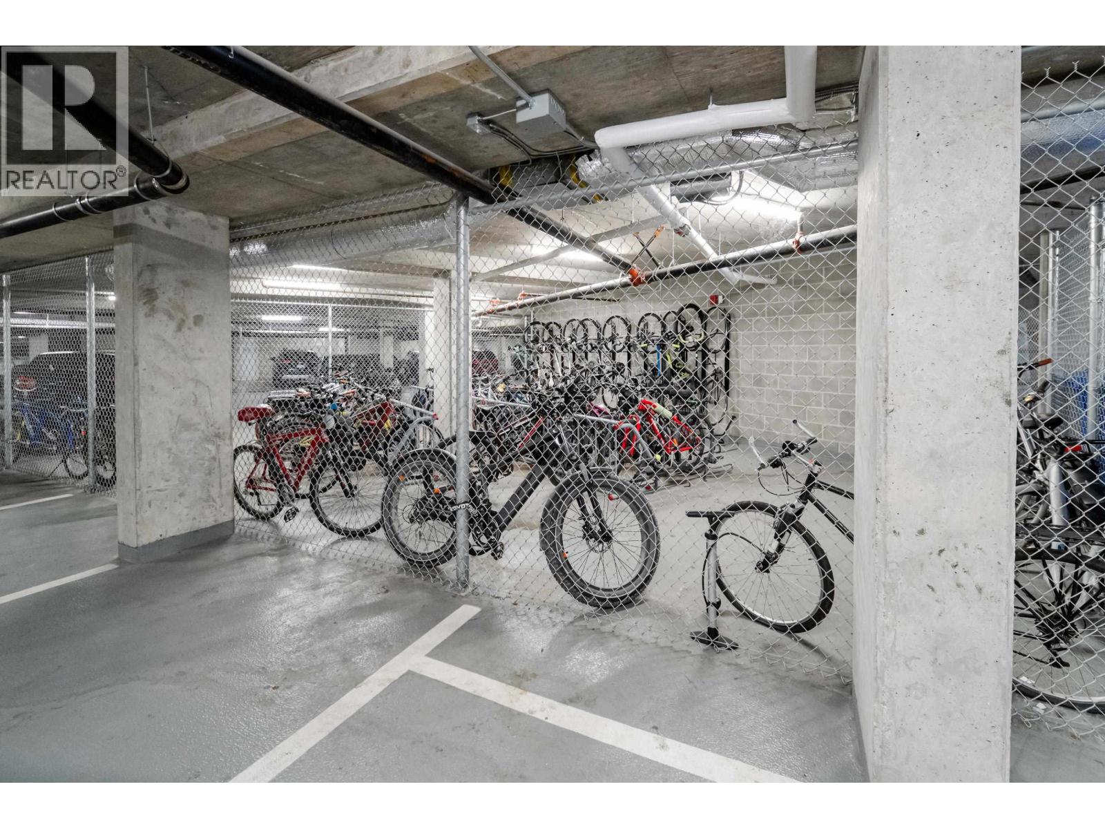 413 11641 227 Street Property Photo 34