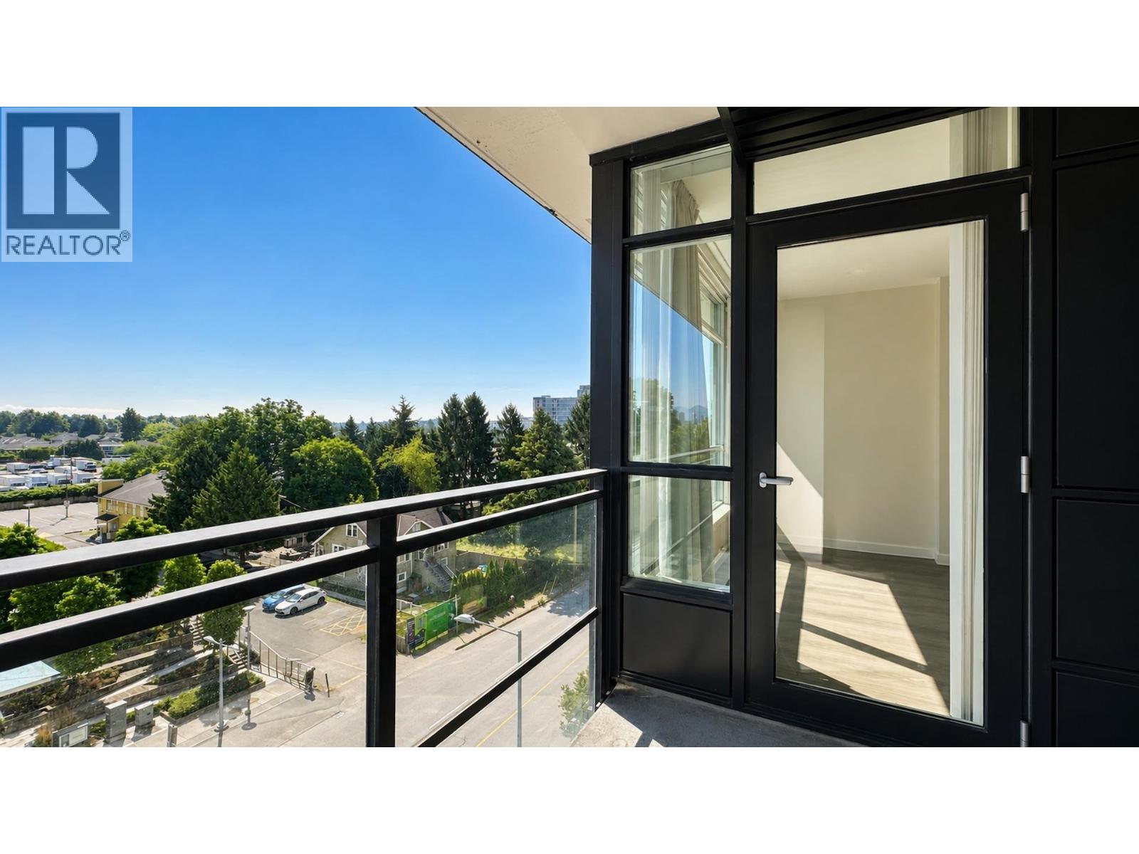 706 3333 Sexsmith Road Property Photo 12