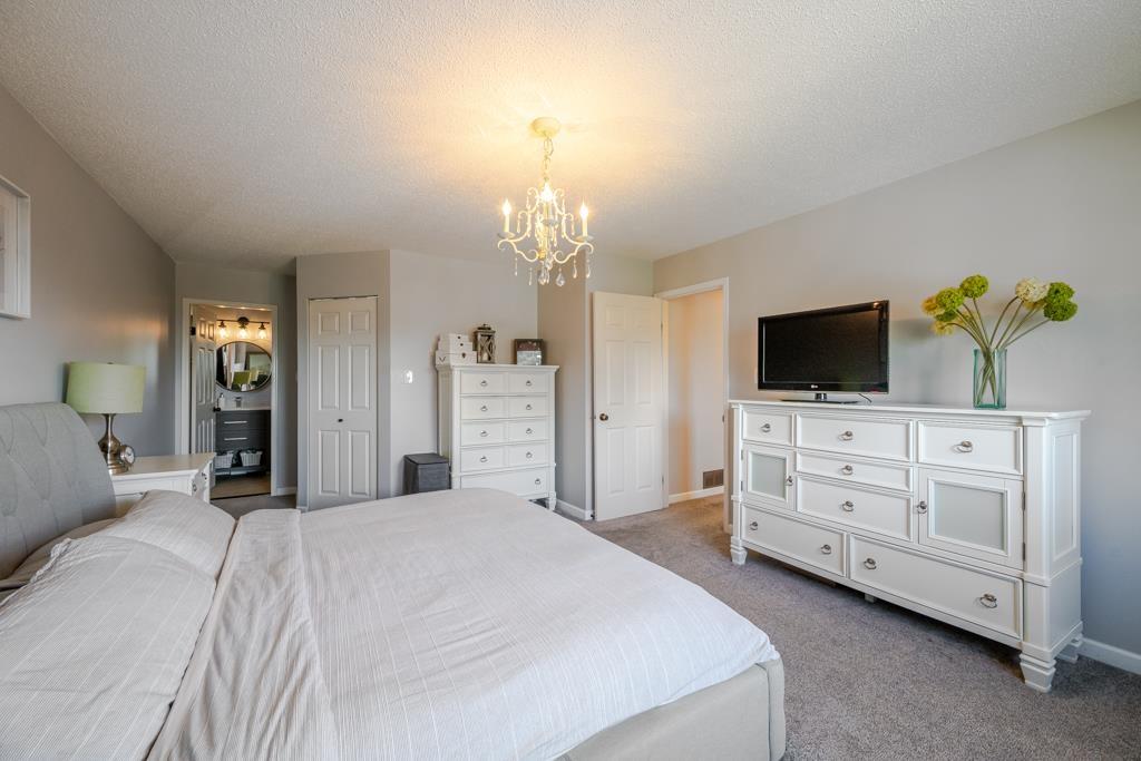 7844 108b Street Property Photo 20