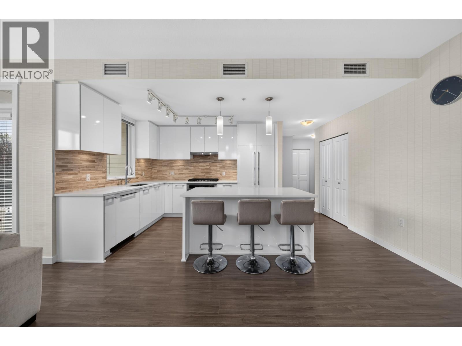311 9551 Alexandra Road Property Photo 15