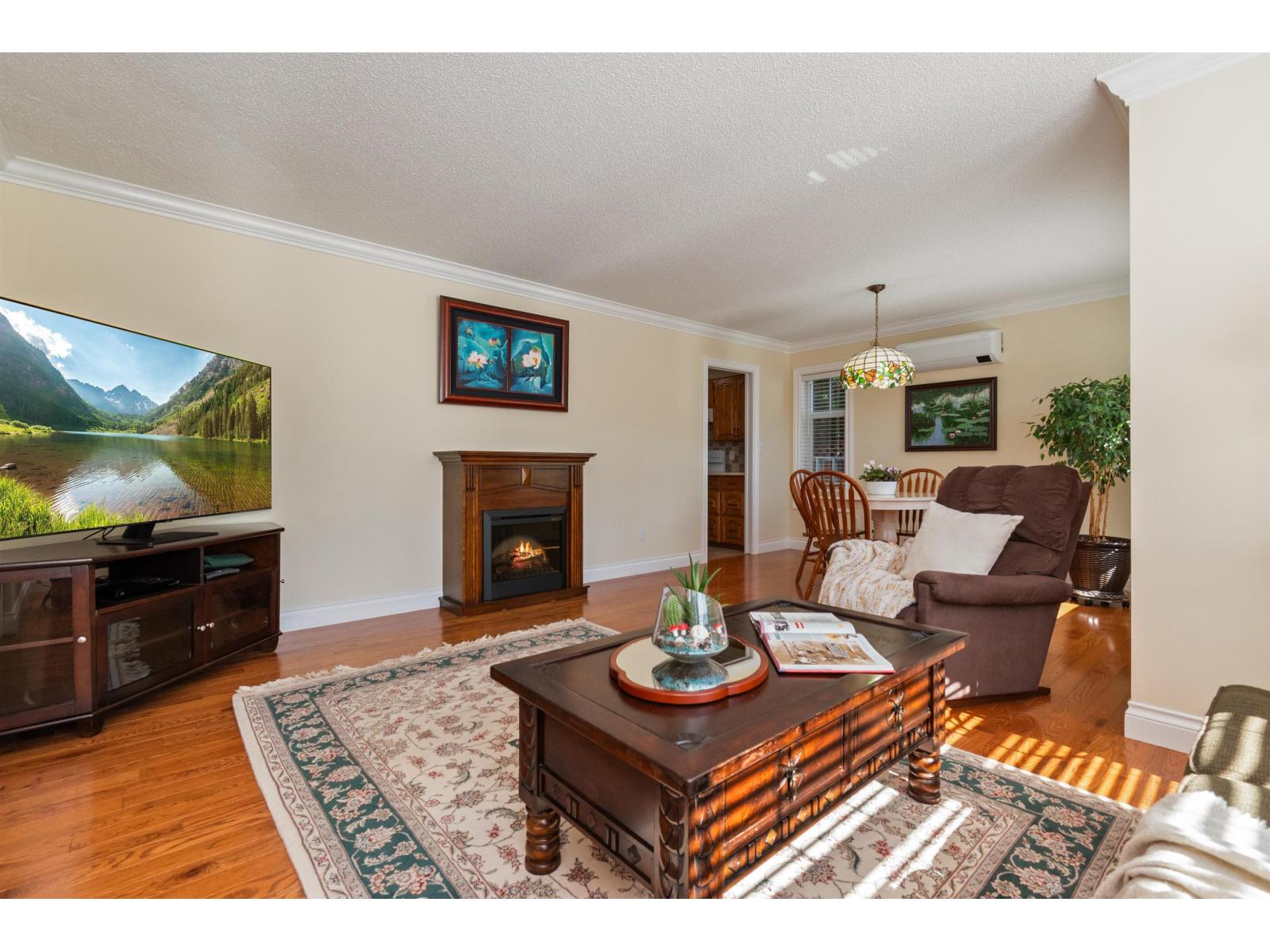 45575 Worthington Place Property Photo 10