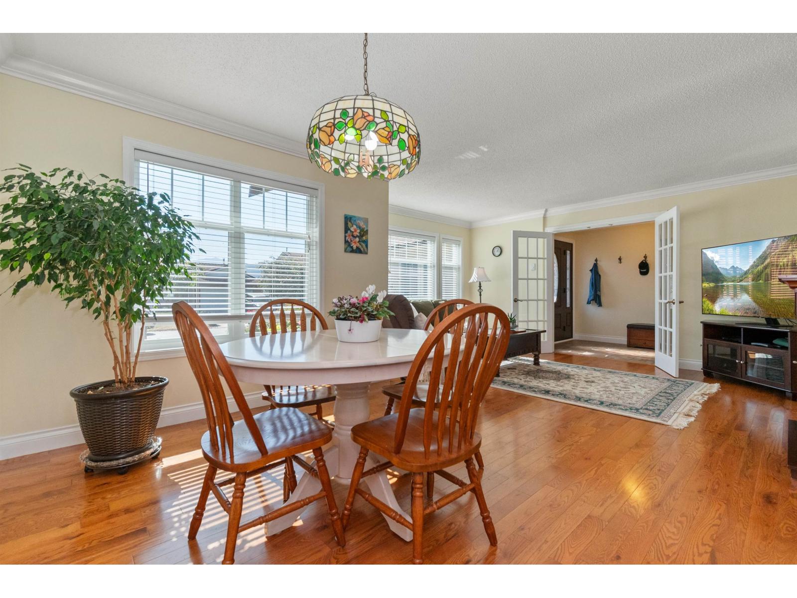 45575 Worthington Place Property Photo 14