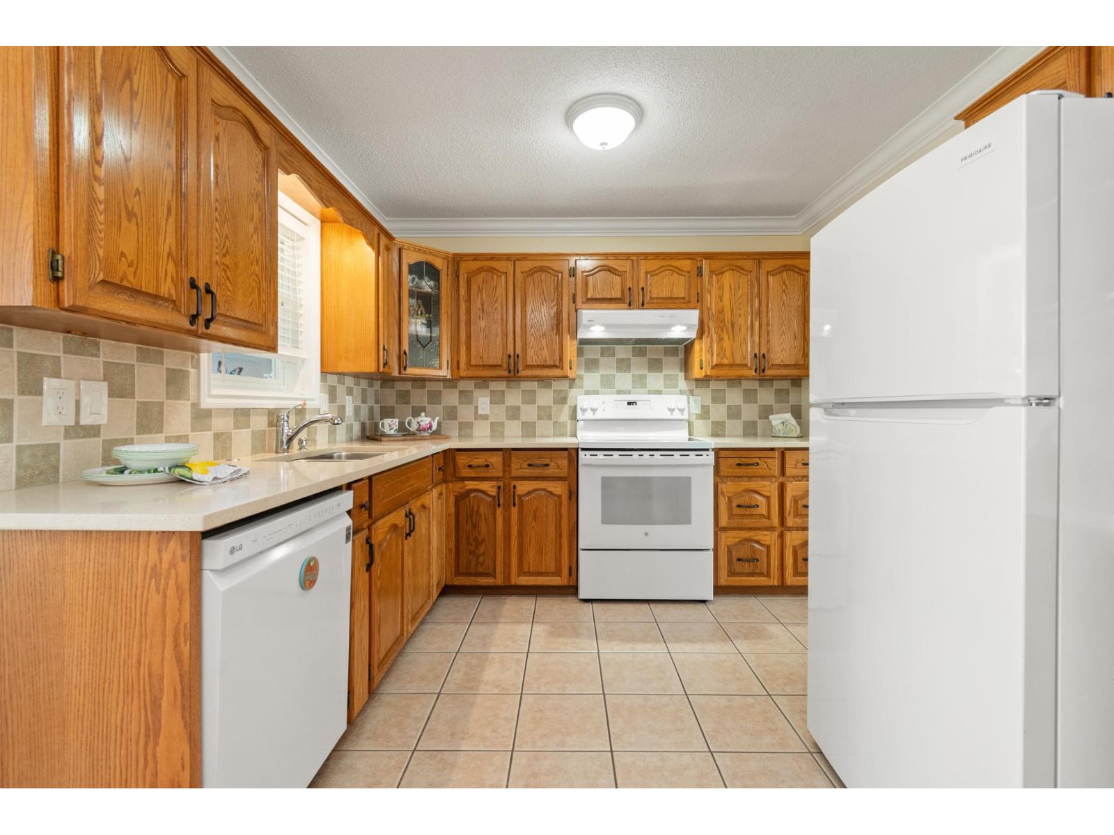 45575 Worthington Place Property Photo 18