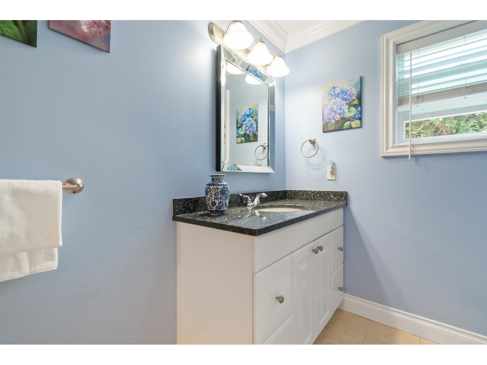 45575 Worthington Place Property Photo 28