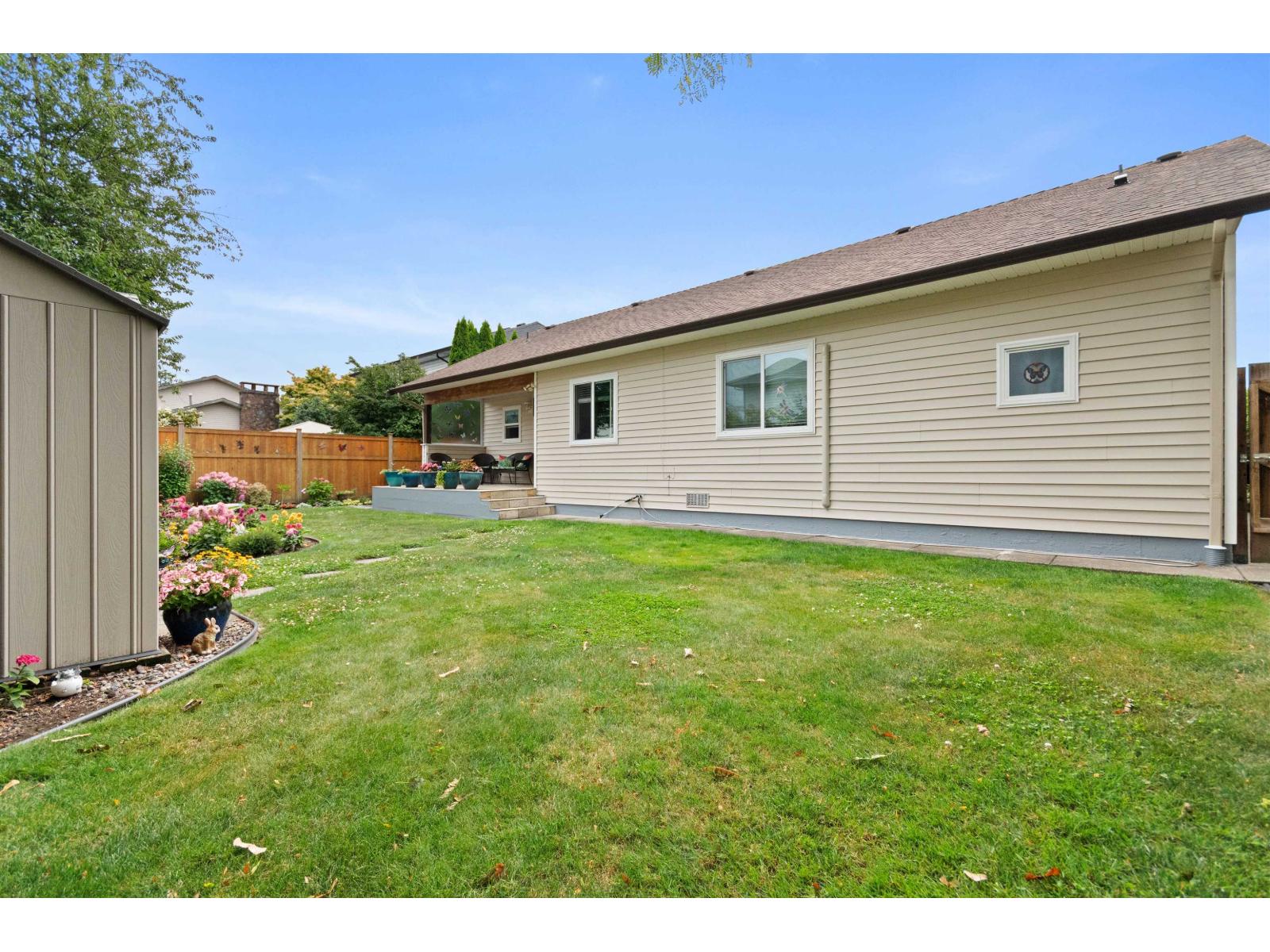 45575 Worthington Place Property Photo 34