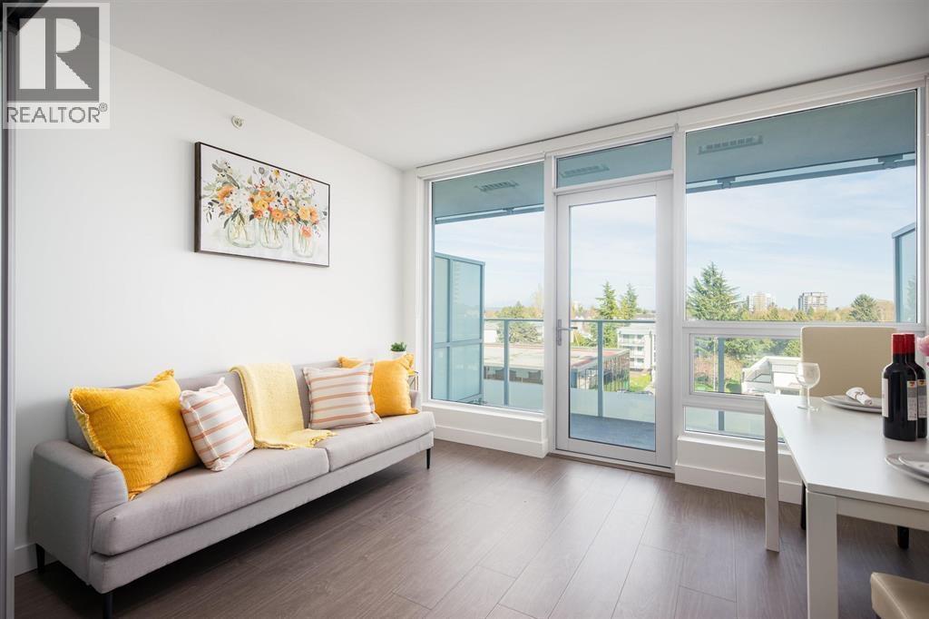 525 8133 Cook Road Property Photo 1