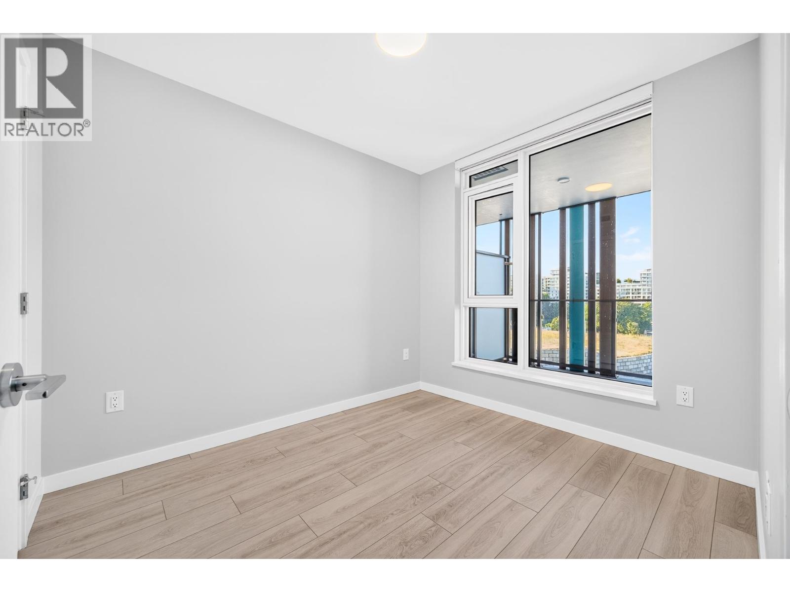 603 3588 Ketcheson Road Property Photo 11