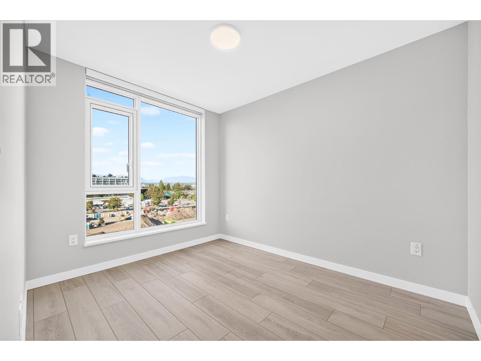 603 3588 Ketcheson Road Property Photo 14