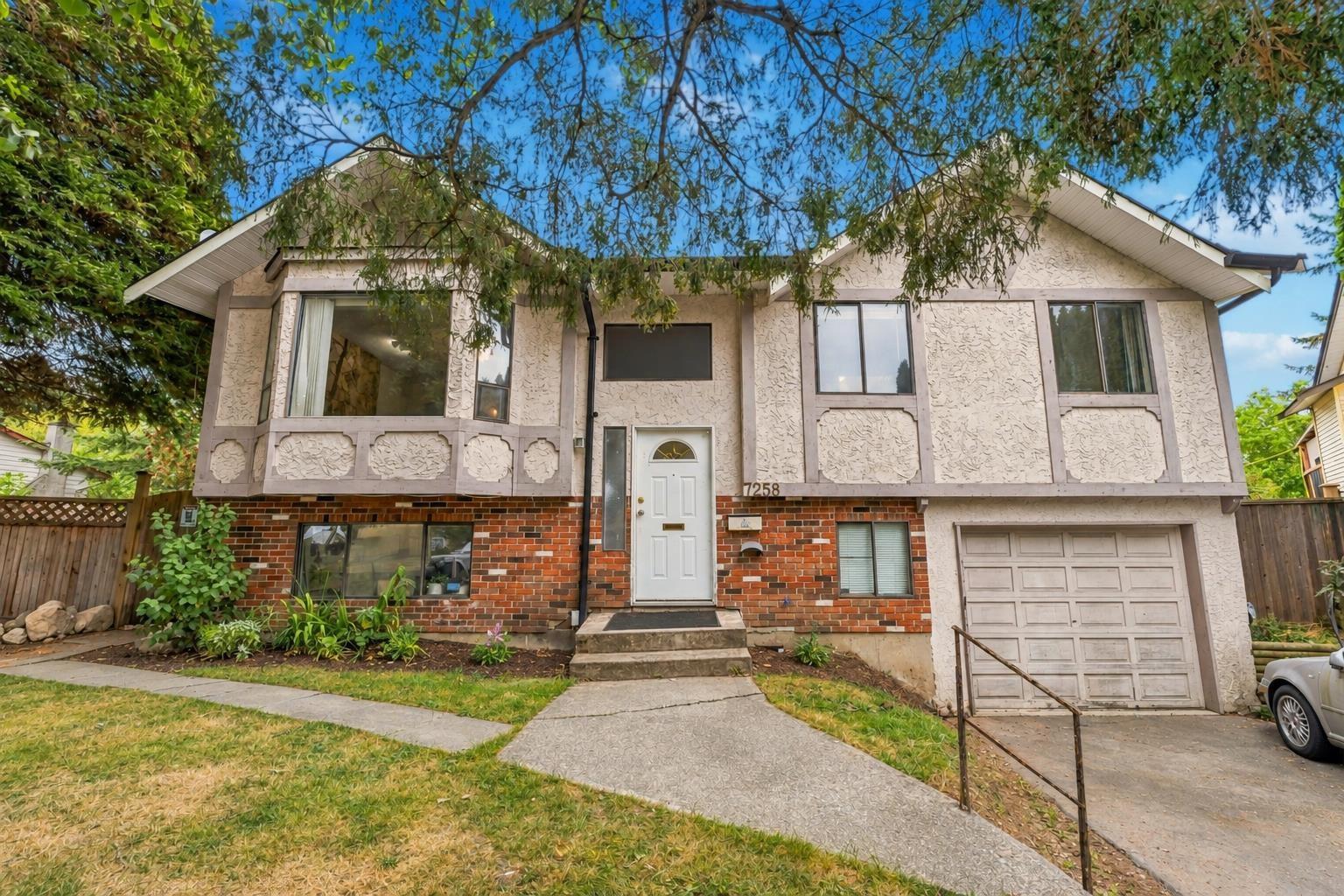 7258 140A STREET Property Photo 1