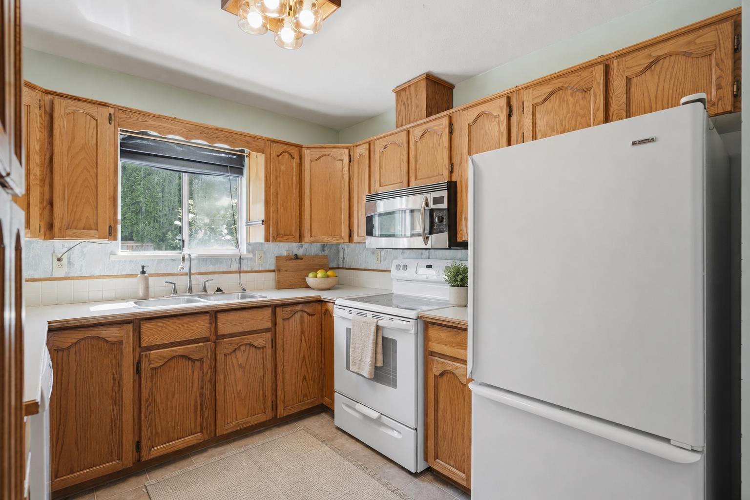 5088 207 Street Property Photo 10