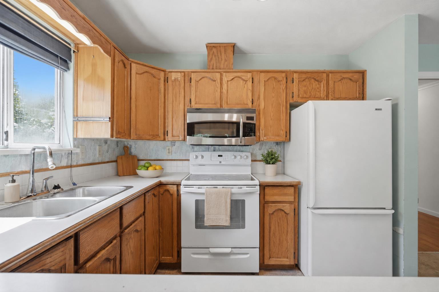 5088 207 Street Property Photo 11