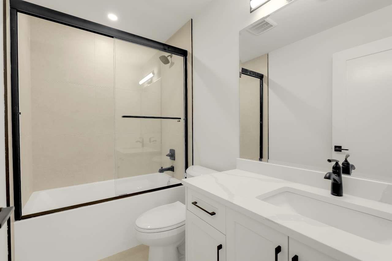 9498 118 Street Property Photo 12