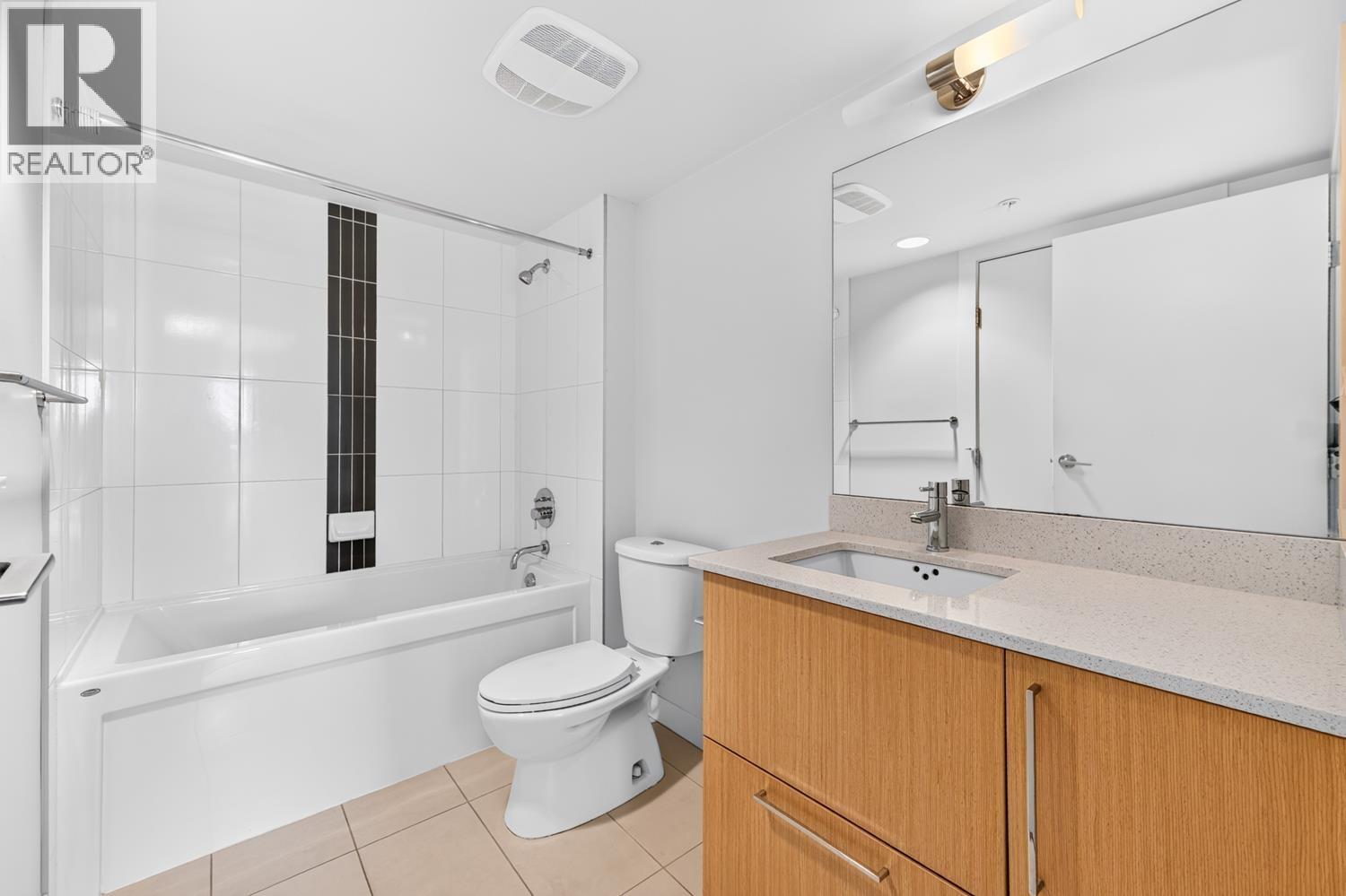 418 10020 Dunoon Drive Property Photo 11