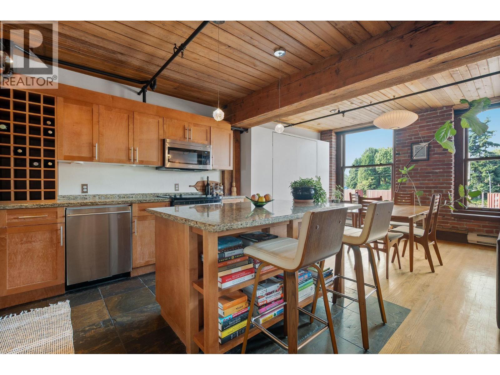 305 41 Alexander Street Property Photo 17