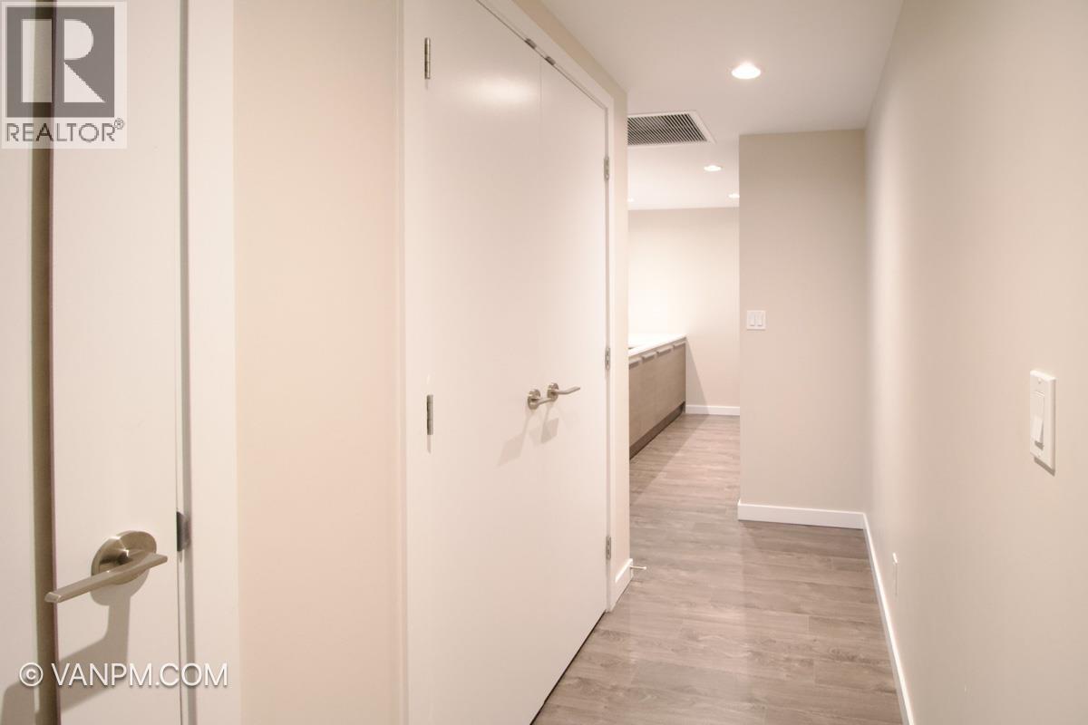2409 4485 Skyline Drive Property Photo 2