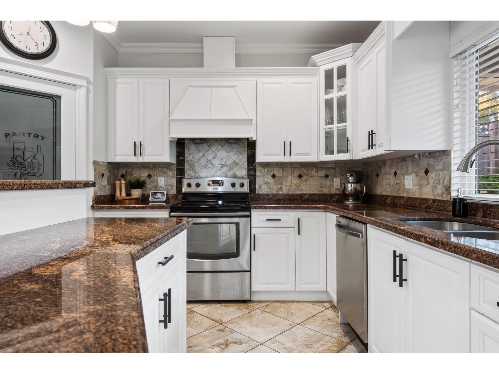 3382 Applewood Drive Property Photo 11