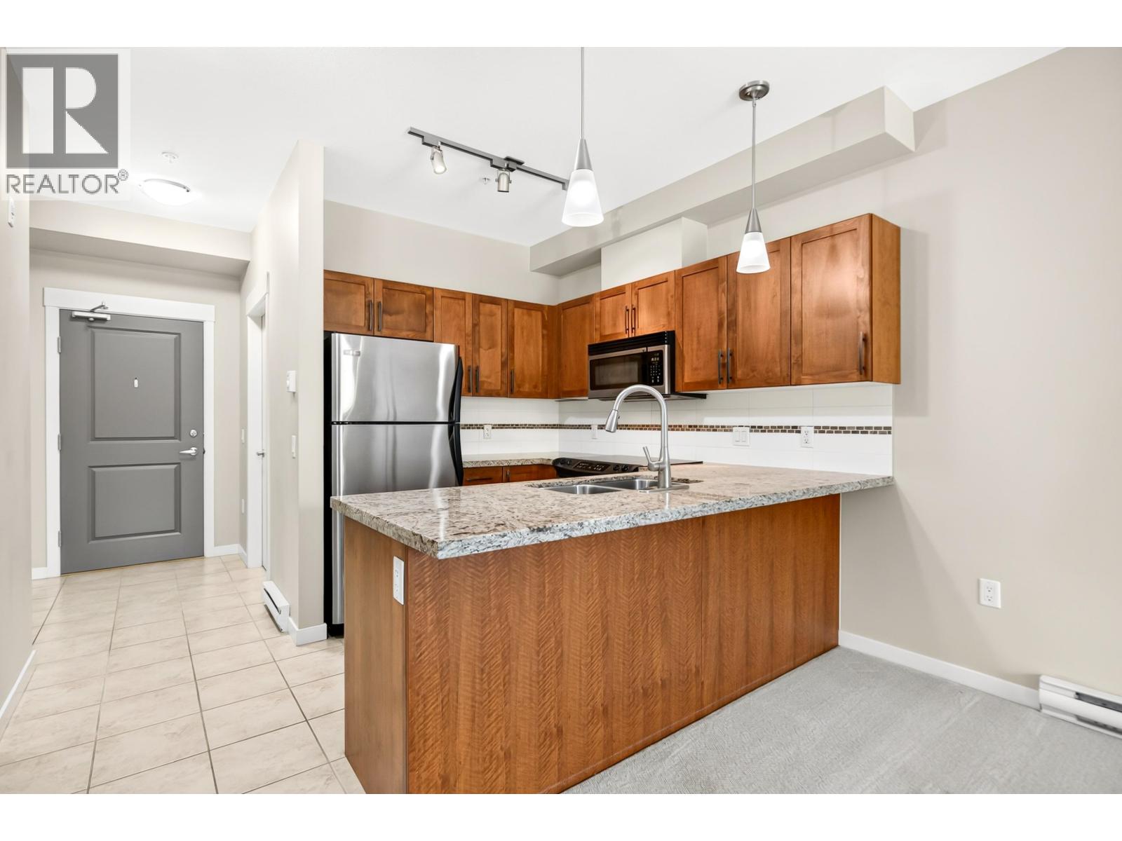 217 11950 Harris Road Property Photo 5