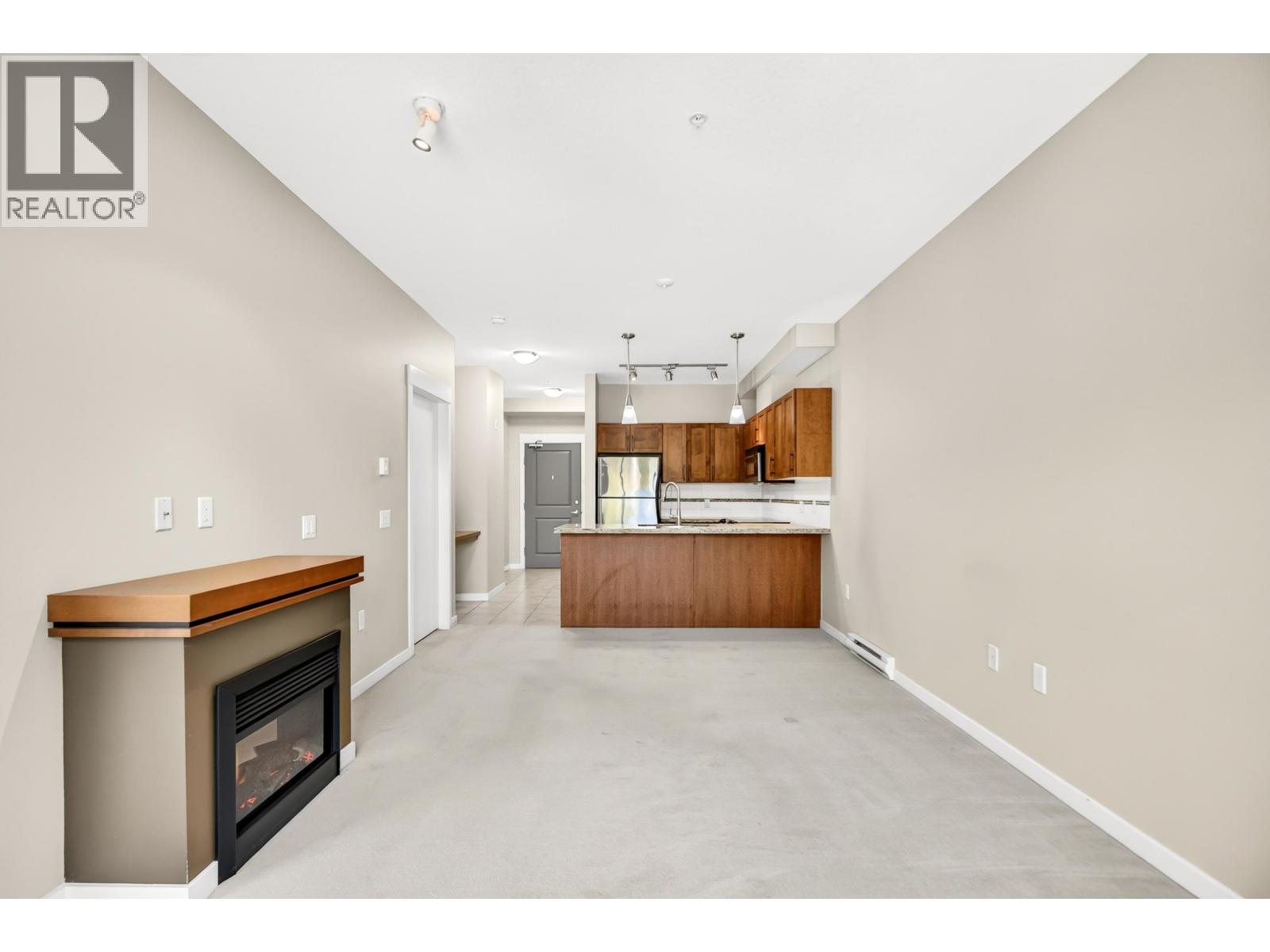 217 11950 Harris Road Property Photo 7