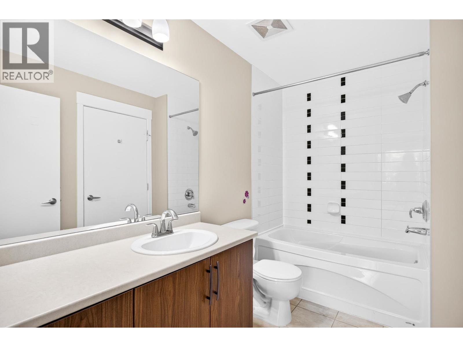 217 11950 Harris Road Property Photo 14